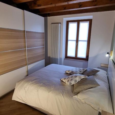Casa Chiara A Valeggio Sul Mincio Apartman Kültér fotó